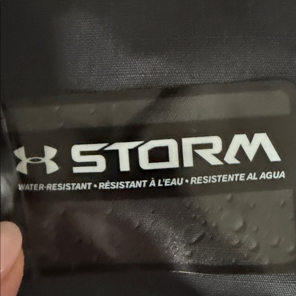 Under Armour - Picture 2 of 5